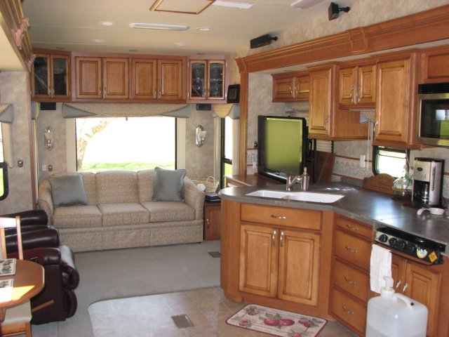 Open kitchen
