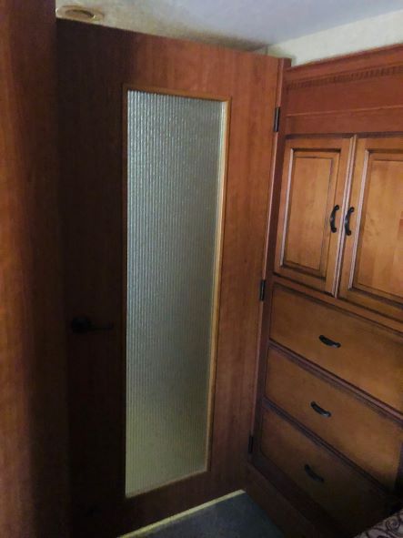 Bedrm privacy door